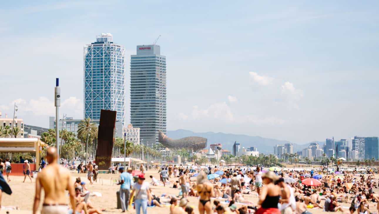 Barcelona, Attractions, Barceloneta Beach, Barcelona-Barceloneta-Beach-Slider2.