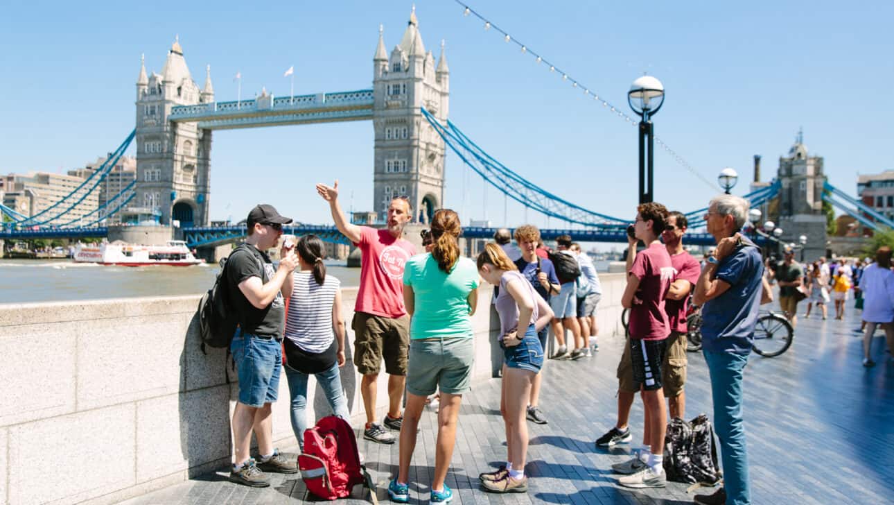 London, Attractions, Tower Bridge, London-Tower-Bridge-Slider4.