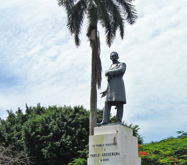 The statue of Pablo Arosemena in Panama City